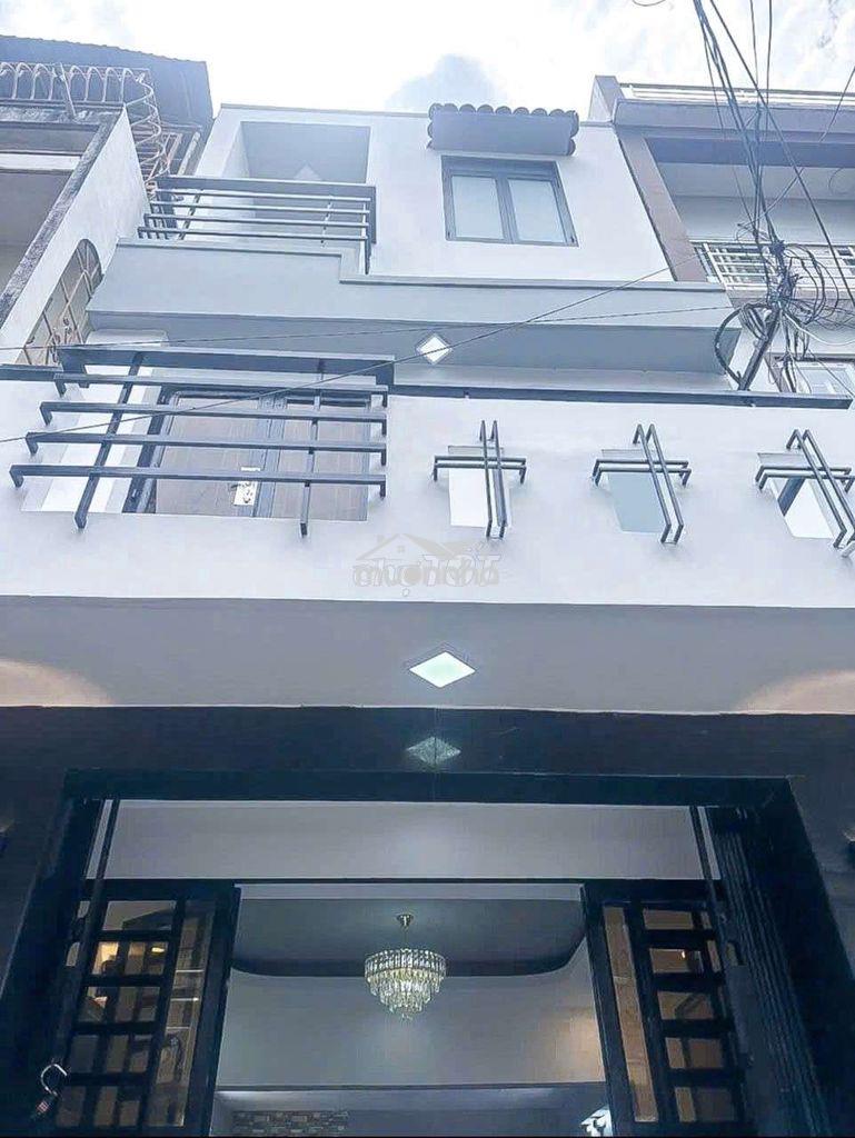 Thái phiên quận 11 nhà 3 tầng dt 3,8x11,3m giá 7,08 tỷ.