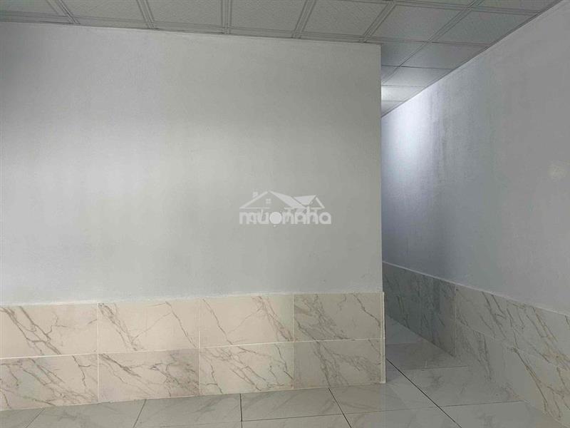 Cho thuê nhà tl gần chợ đường dt 35m 1p ngủ giá 3tr2/th