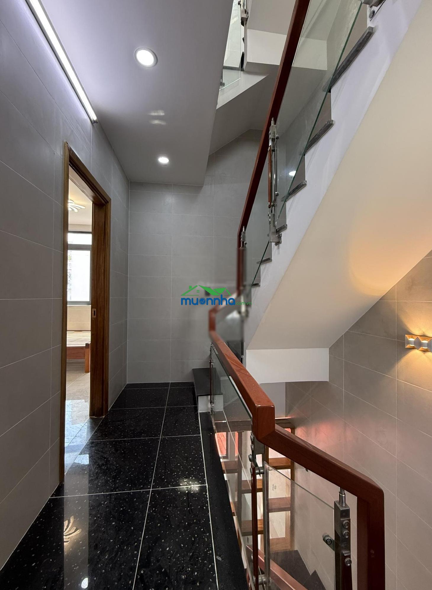 Bán nhà riêng tại nguyên hồng, 9,5 tỷ, 59m2, giá ưu đãi chỉ với - 4