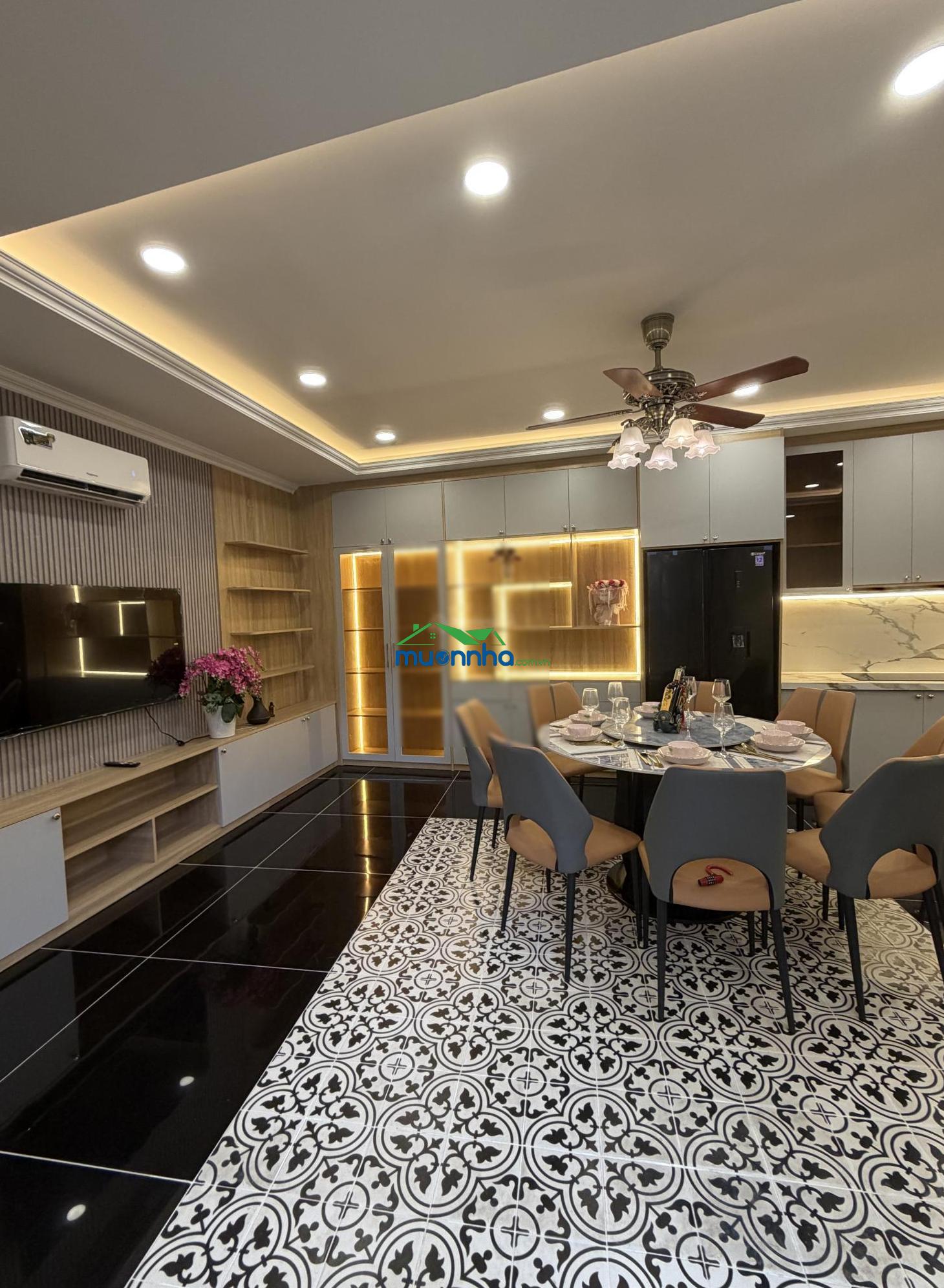 Nhà đẹp đường đất thánh, p. 6 tân bình - ngang 16m - full nội thất xịn - 6 tỷ 7