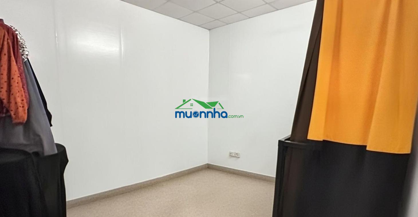 Nhà quận 12 - ngay chợ tân chánh hiệp - 3 tầng - 63m² - ô tô tránh nhau - chỉ 5,98 tỷ - 4