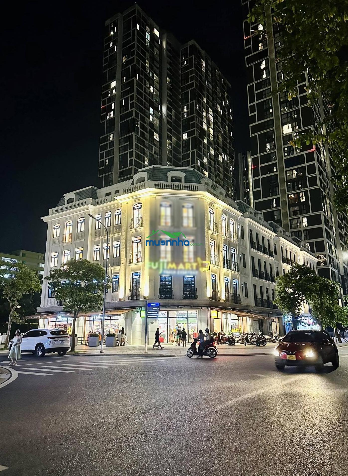 Góc biệt thự song lập - đối diện ngay làng thời trang cực sung - 172m2 - 4 tầng - 34,6 tỷ (all in) - 2