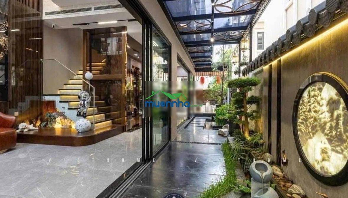 Bán căn nhà xẻ khe tại vinhomes sài gòn park 112m2 đường 13m phân khu giao thô lh 0899 884 ***