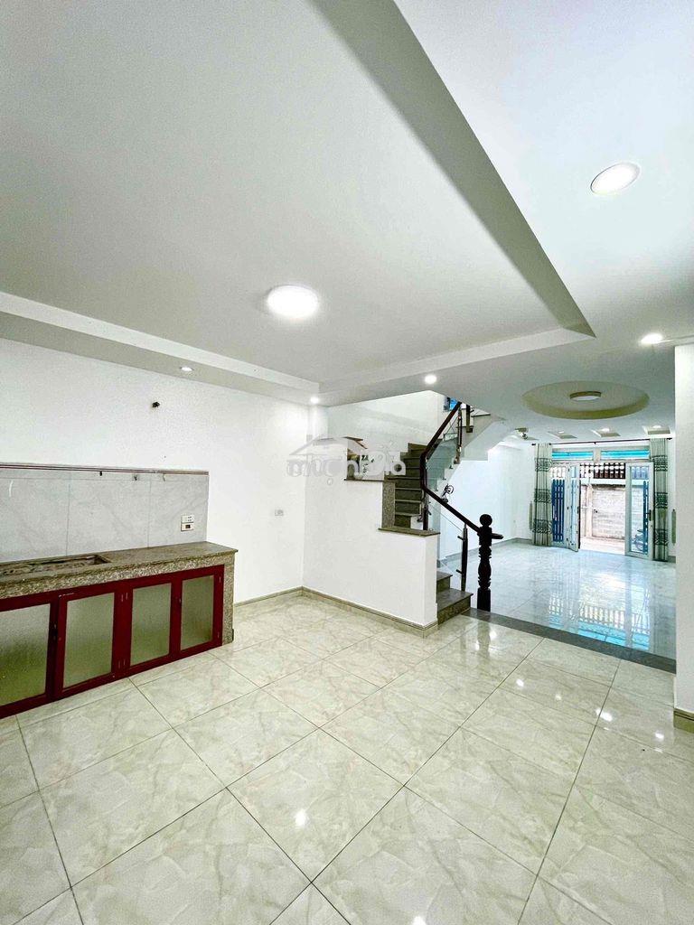 Bán nhà 3 tầng đường xe tải thông - lã xuân oai - 63m2 - chỉ 6 tỷ tl - 4