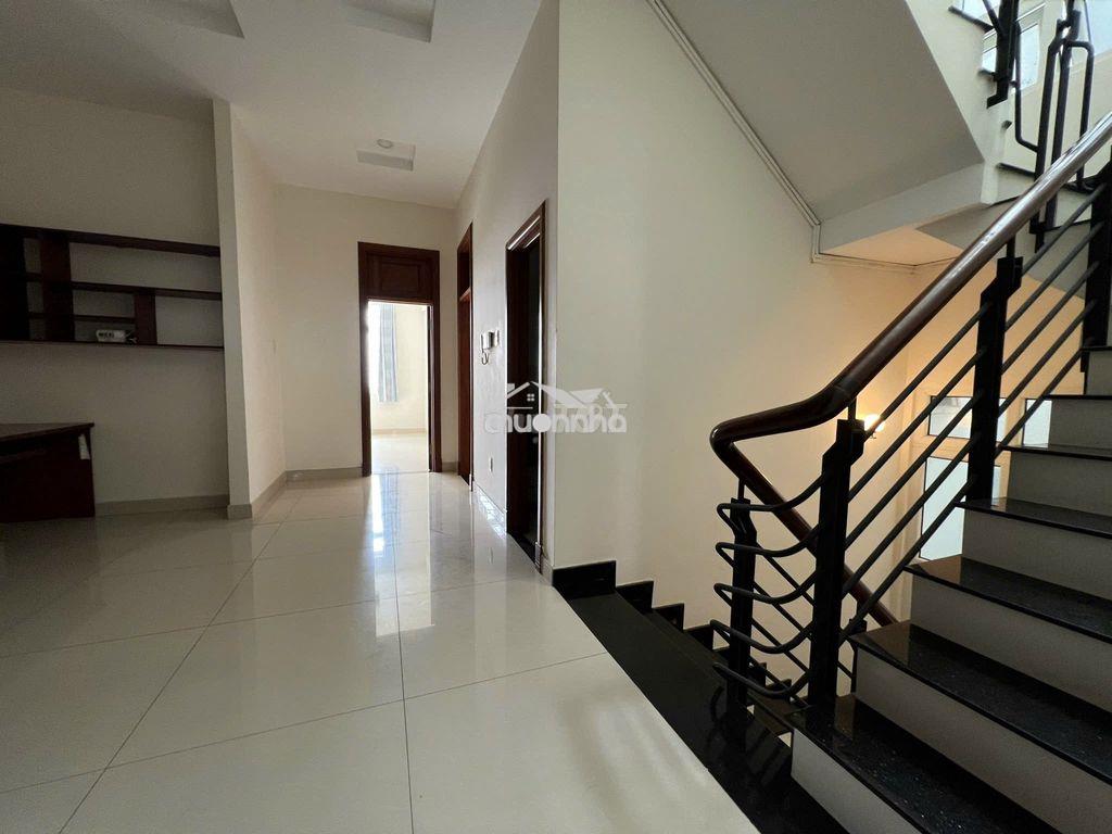 Villa đường lê văn sỹ diện tích: 8x20m trệt 2 lầu áp mái cho thuê - 3