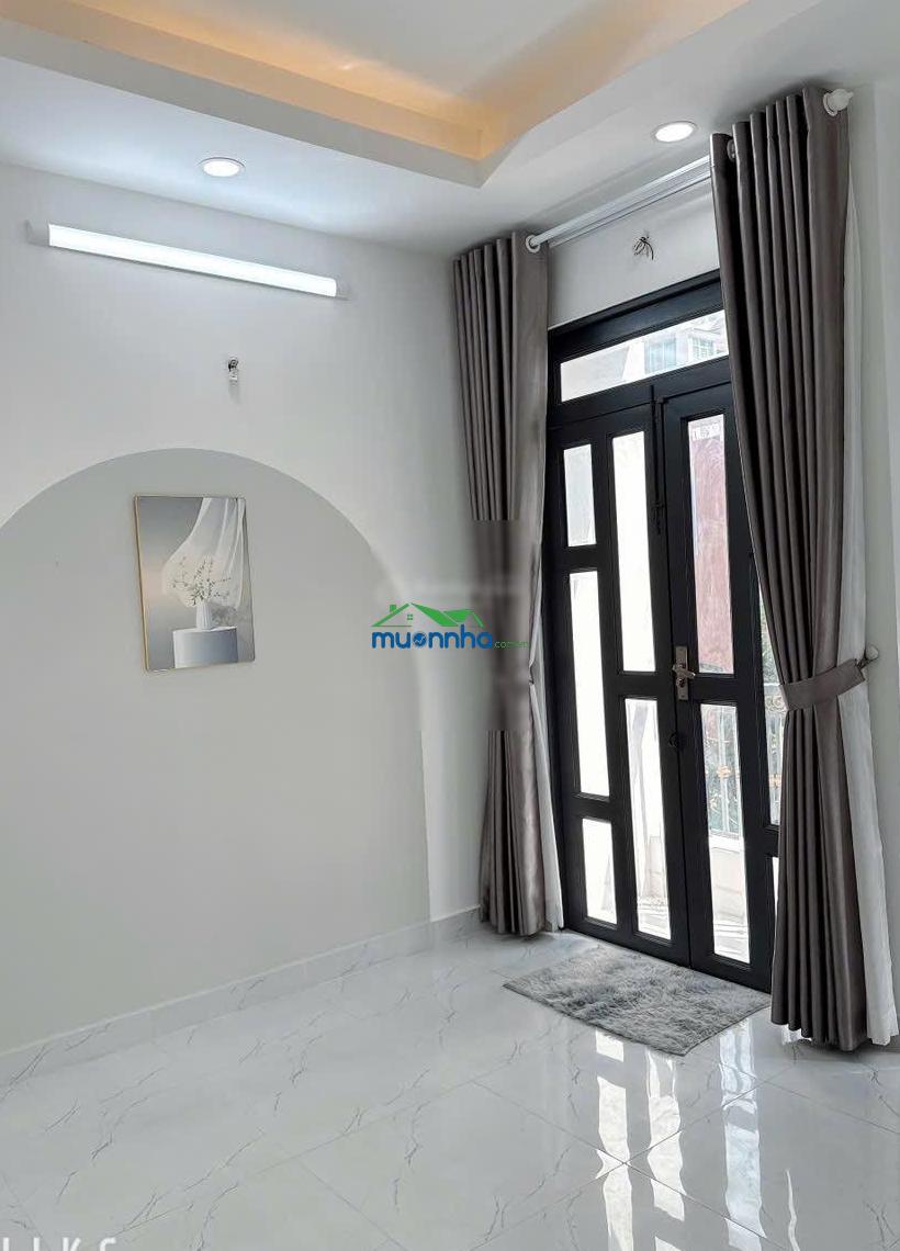 Bán nhà mới đẹp lê văn với sát ngã tư 4xã 4tầng hxh 4x14 chỉ hơn 5tỷ