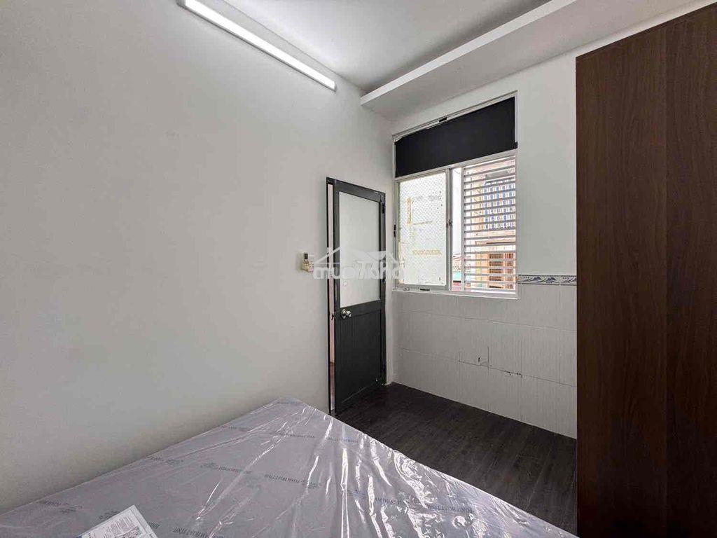 1 phòng ngủ ban công 35m2 quận 10 vòng xoay lý thái tổ - 3
