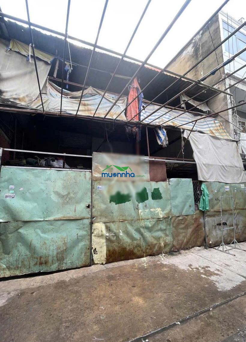 Nhà nát khu gò xoài, đường 18b, dt: 8x8,7m, cn 65m2 - 2