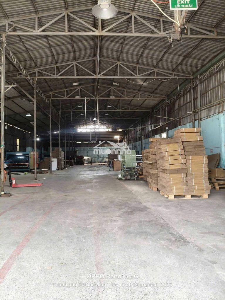 Cho thuê xưởng 850m đông hoà dĩ an có 3 pha - 2