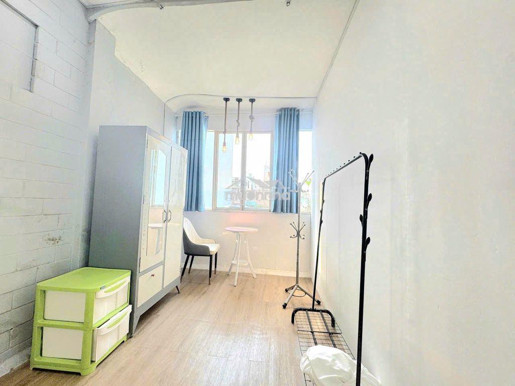 🔥 Chỉ 4.5 tr - phòng q3 lê văn sỹ - sát đh sư phạm - rooftop chill - 4