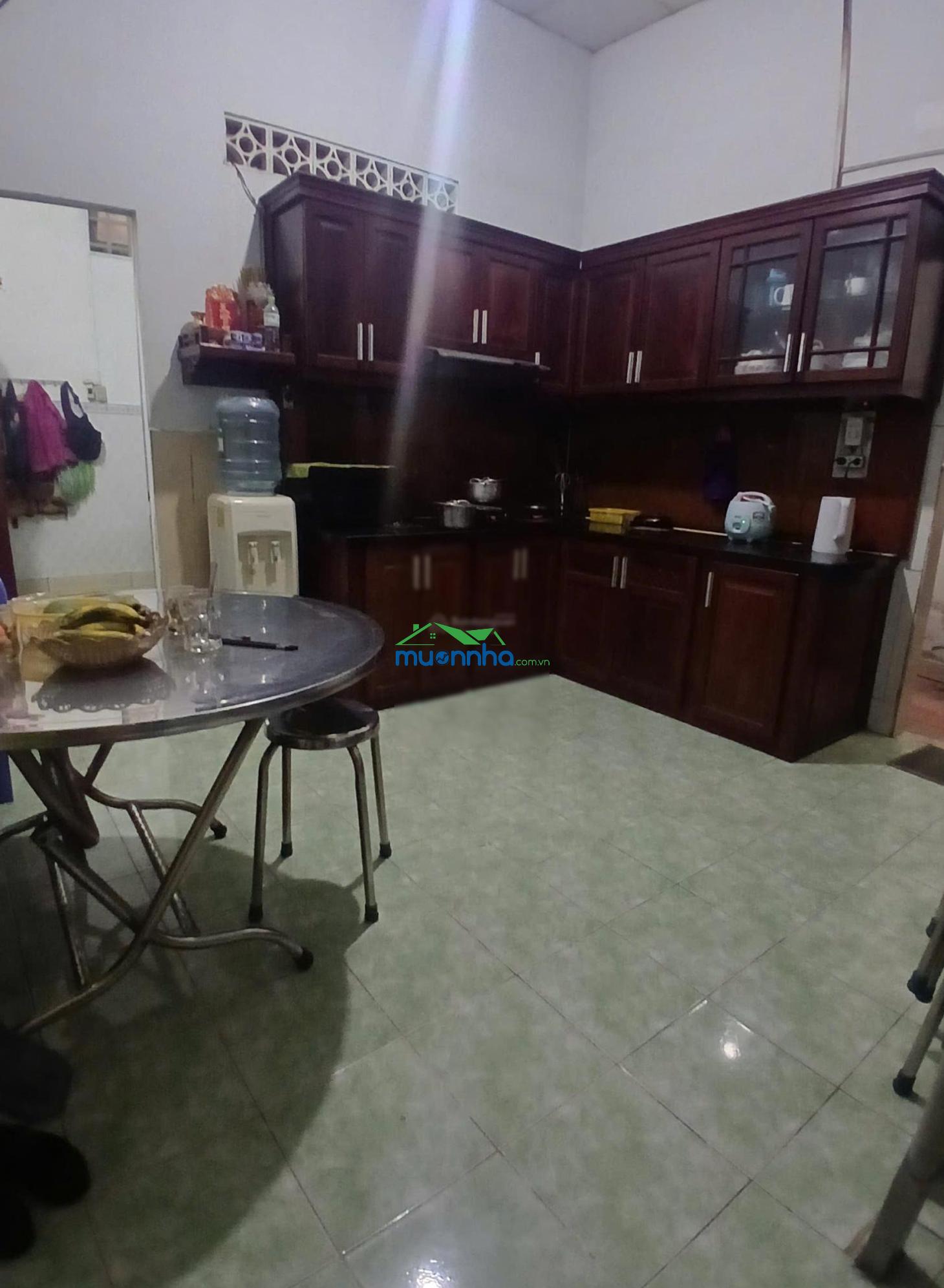 Bán gấp nhà 2 lầu, 98m2, chỉ 5,7tỷ ngay ngã tư gò mây, phạm đăng giảng, quận bình tân, tphcm
