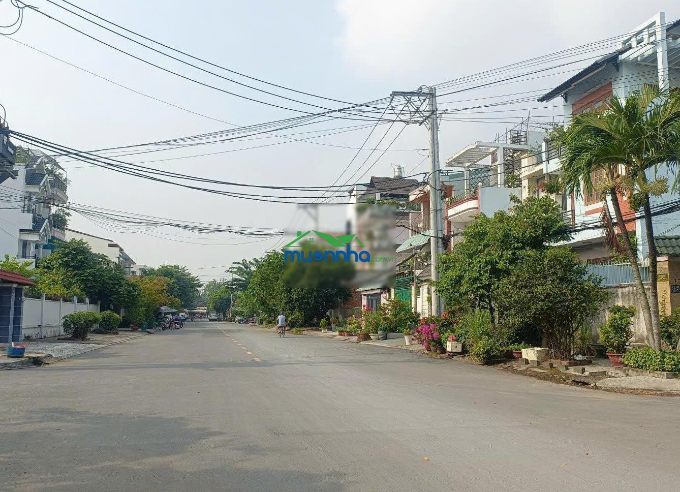 Nhà 4 tầng - ngay trường ngô chí quốc đường 27 hiệp bình chánh thủ đức - cách phạm văn đồng 200m
