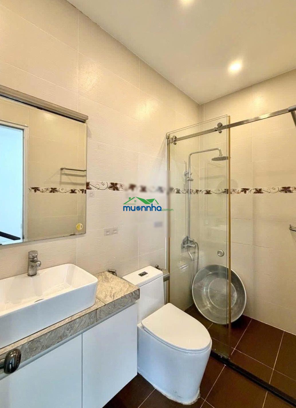 Hxh thông - ngay vincom! bán nhà đẹp nguyễn xí - nơ trang long (4x11m) - trệt 2 lầu btct - 3pn - 3