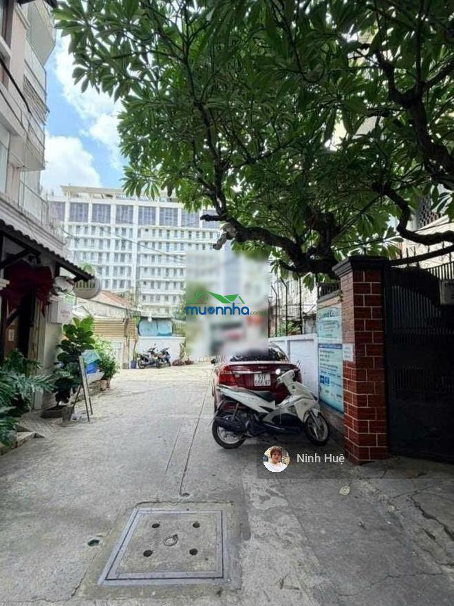 Bán nhà 52m -giá 13,8 tỷ- quận i- hxh- xe hơi vô nhà- sầm uất - an ninh - dân trí-5 tầng(800) - 3