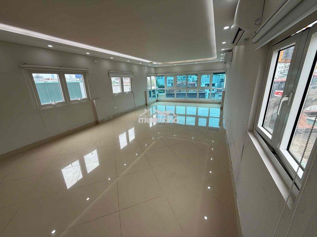 Cho thuê văn phòng 55-60m2 ô tô đỡ tận cửa lh *** - 4