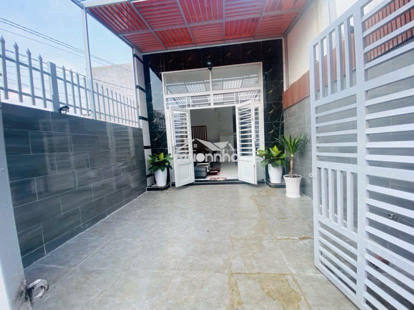 Bán nhà hẻm xe hơi ngay trường cấp 3 dĩ an nguyến du 94m2 giá 4,6 tỷ - 4