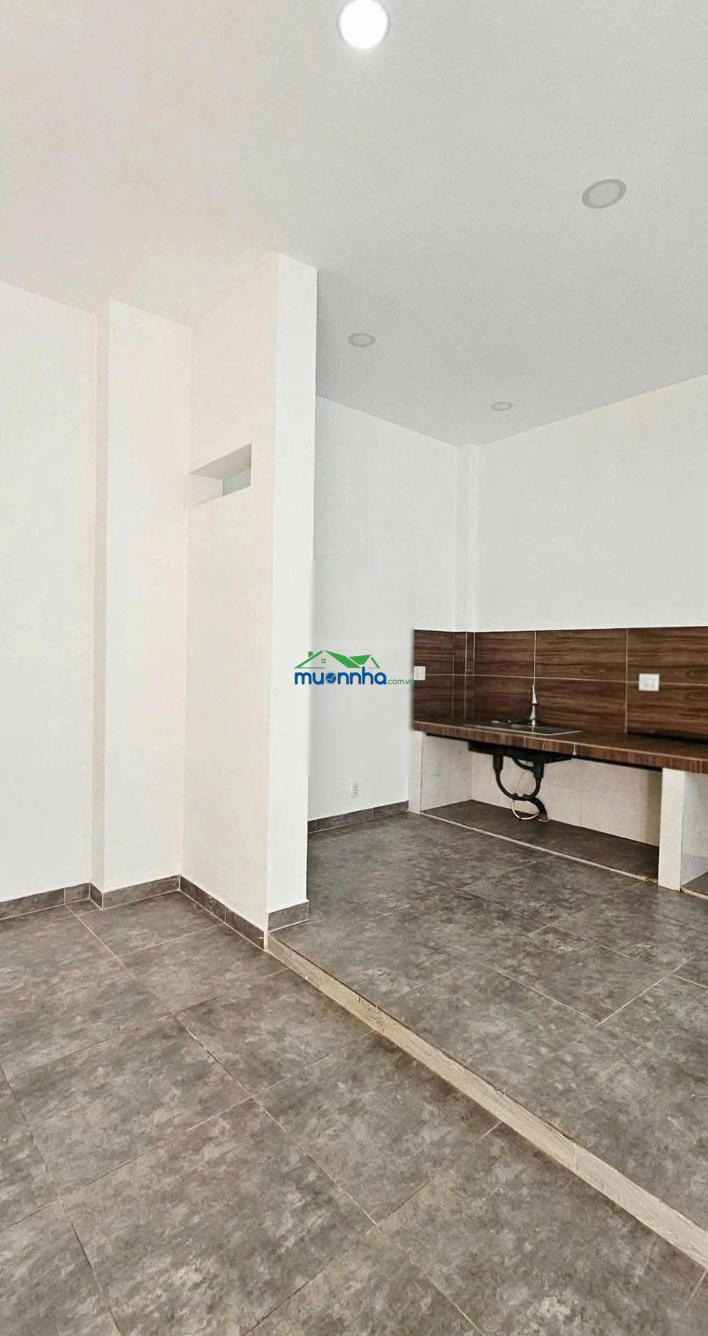 Nhà lầu khu bên sông gần gigamal hiệp bình chánh sổ hồng khu dân trí