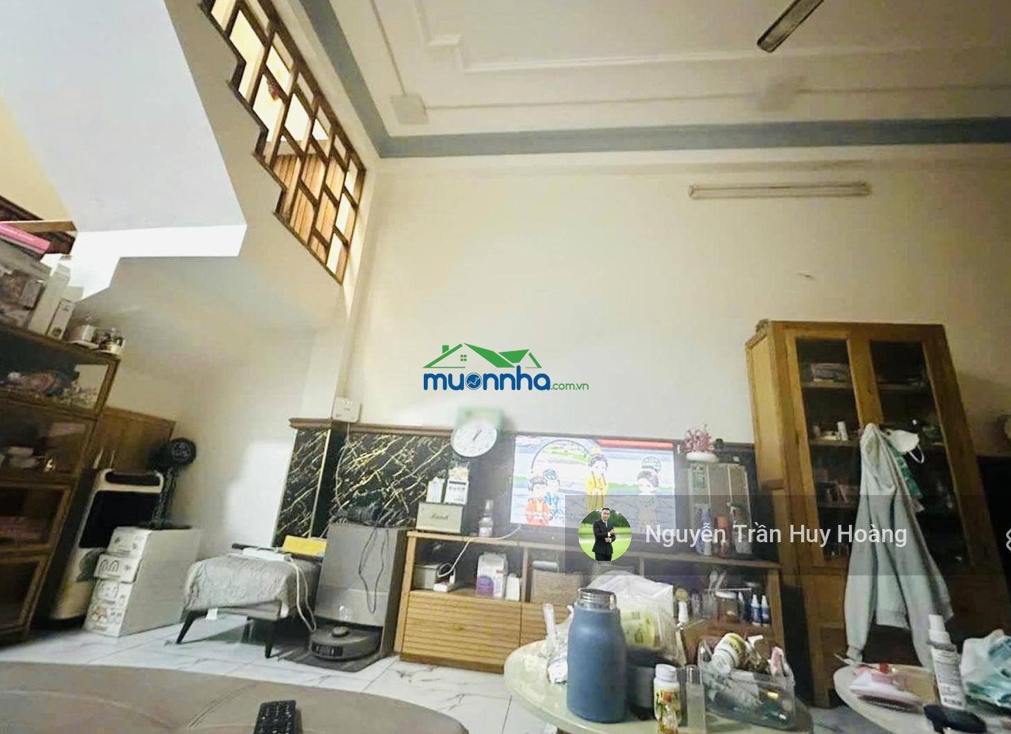 3 tầng - 4 x 22m - ngã tư bốn xã - giá 6.x tỷ - 2