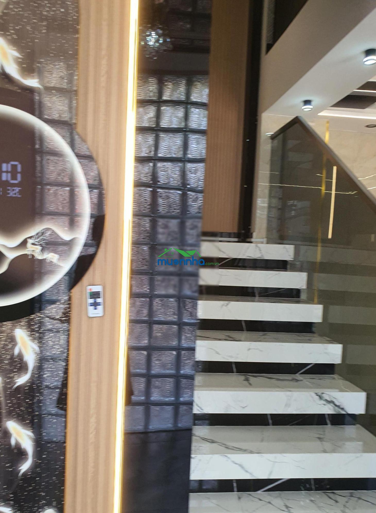 Chủ quyết bán giảm tổng cộng 1,1 tỷ giá mới chỉ 8,8 tỷ nhà mới xây 100% full nội thất hẻm xe tải - 4