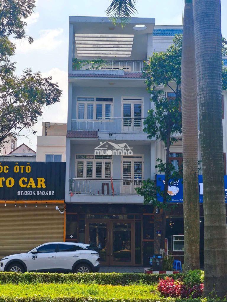 Nhà 3 tấm mặt tiền kinh doanh buôn bán gần go dĩ an 