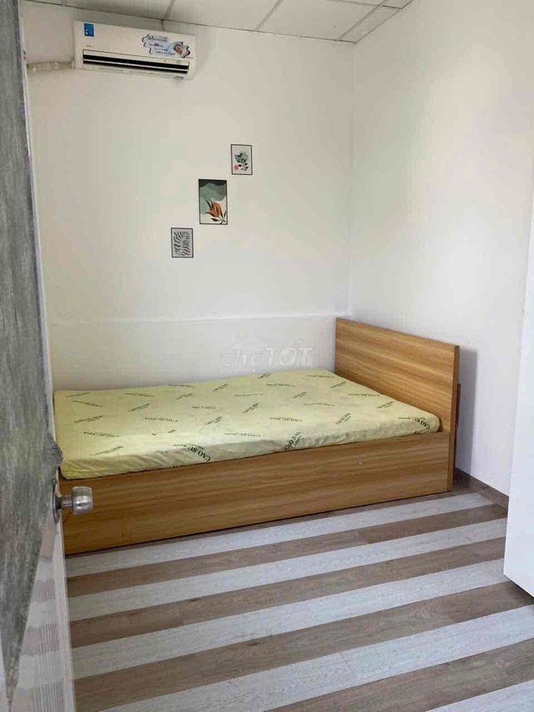 Chính chủ 2pn 50m2 ban công ngay vlu luôn - 3