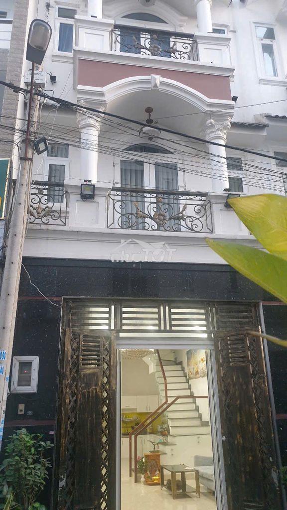 Cho thuê nhà hẻm xe hơi đường 38 hiệp bình chánh, dtsd 150 m2