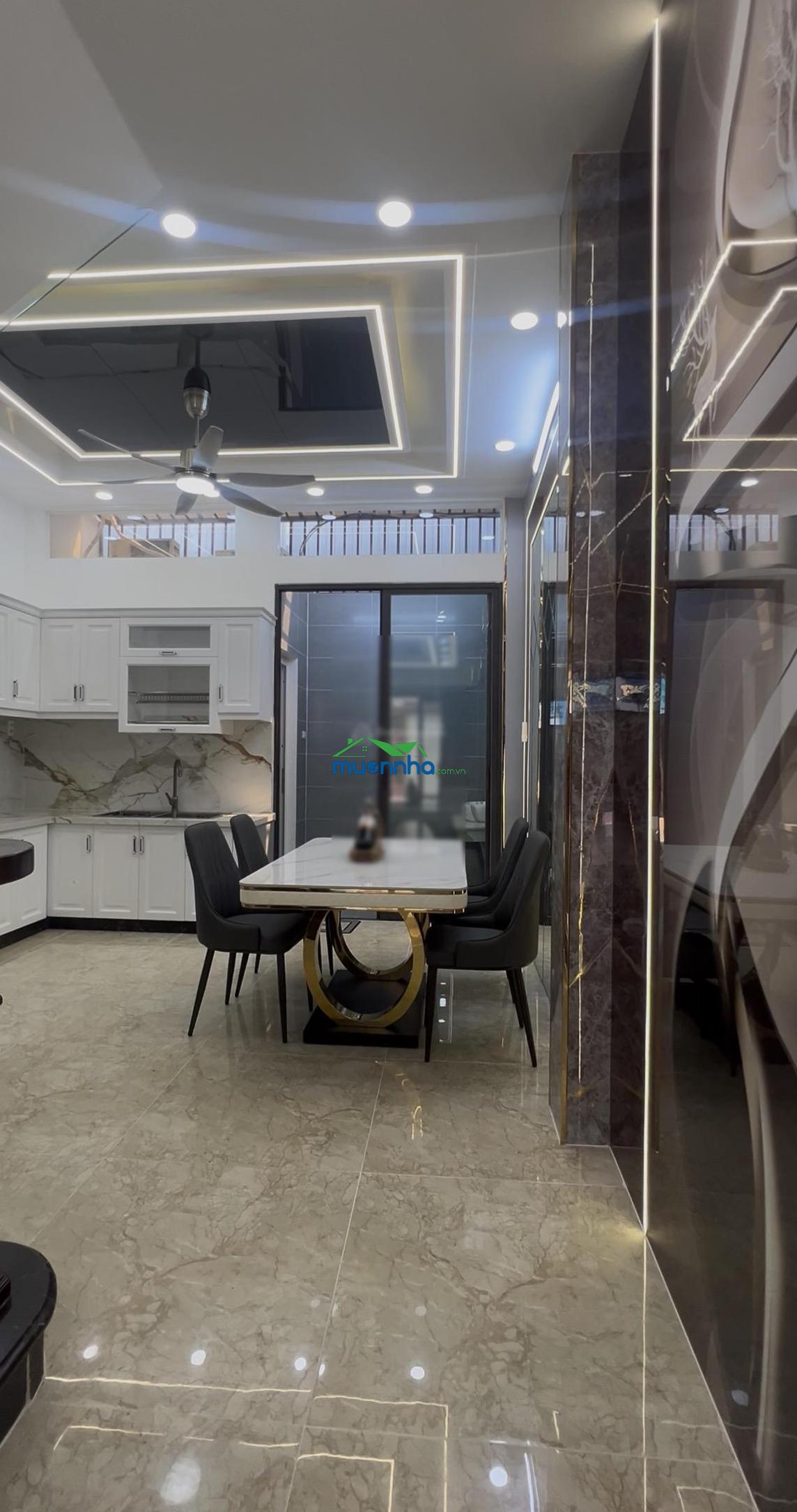 Nhà đẹp 4 tầng, xe hơi tránh, hoàng quốc việt, quận 7, ngang 4,5m, sát sân bóng ca, chỉ 10 tỷ nhé - 4
