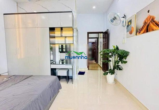 Nhà 2 tầng mới tinh - tặng nội thất đầy đủ - hẻm sạch 1 trục xe hơi đỗ tận cửa - giá chỉ 4.85t - 4