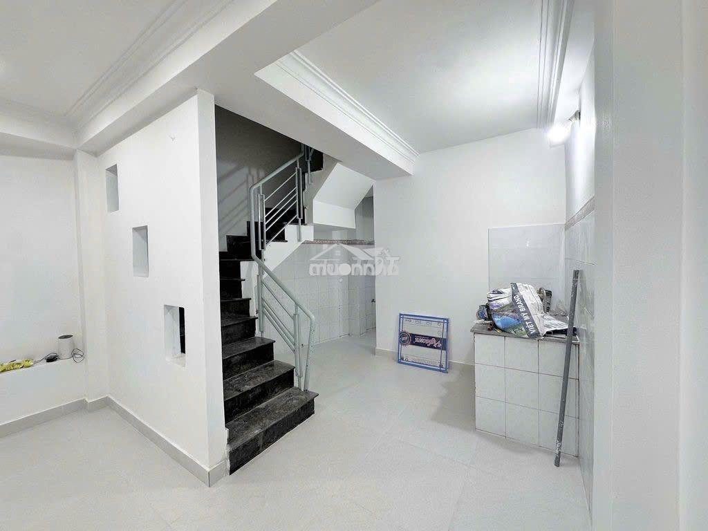 Cho thuê nhà nguyên căn 134/26g cách mạng tháng 8 q.10 15tr _3pn--3wc - 2