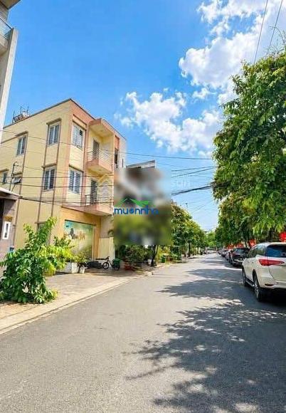 Bán nhà đẹp 4 tầng hxh - kdc hồng long - sát vạn phúc city - có 4pn 3wc giá 6 tỷ 9 tl - 2