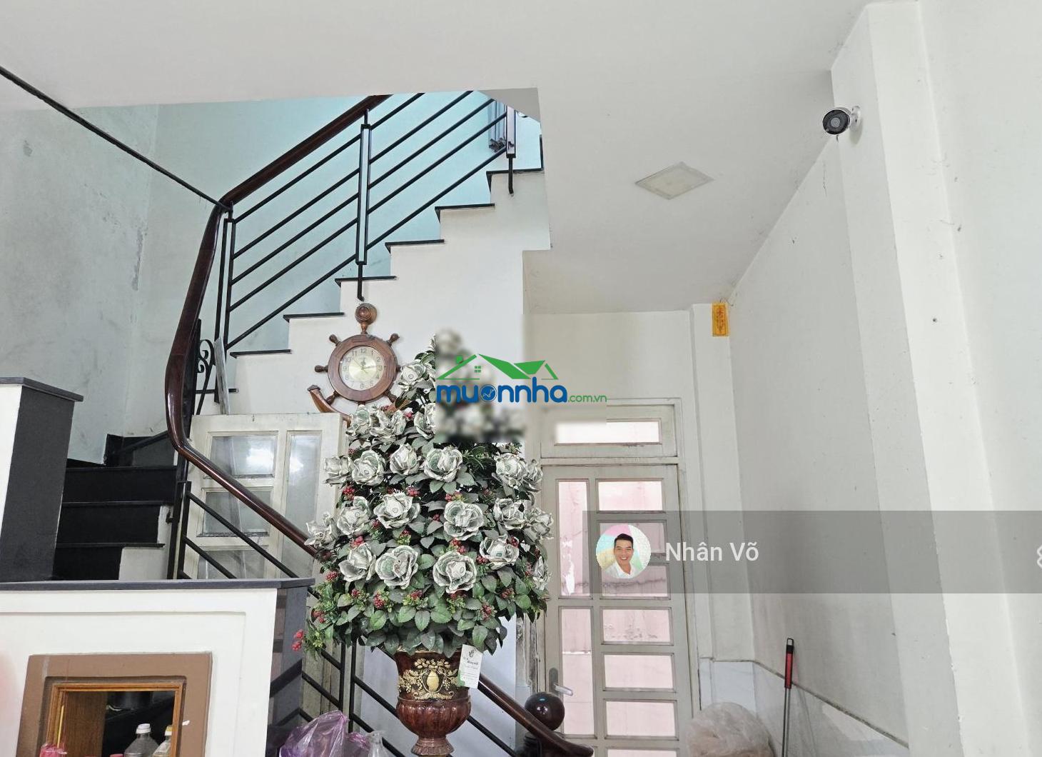 Xe 7 chỗ để trong nhà. hẻm 6m cách aeon tân phú vài bước chân. 4x16m, 2 lầu. giá 6,2 tỷ tl