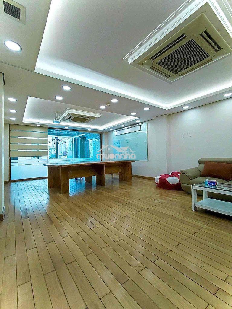Cho thuê toà nhà calmette nguyễn thái bình q1 65tr/th