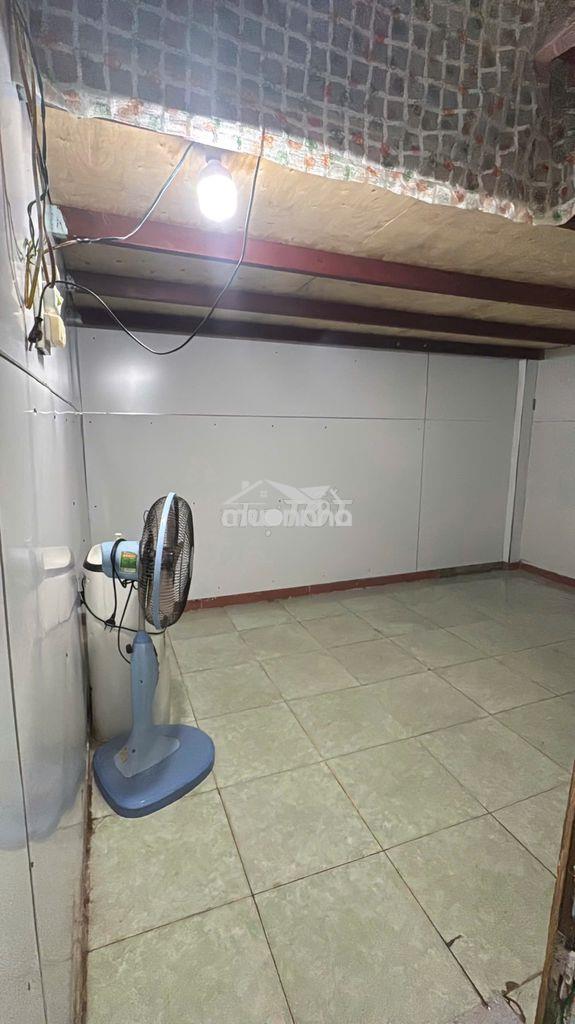 Phòng máy lạnh có gác bình thạnh giờ tự do - 4