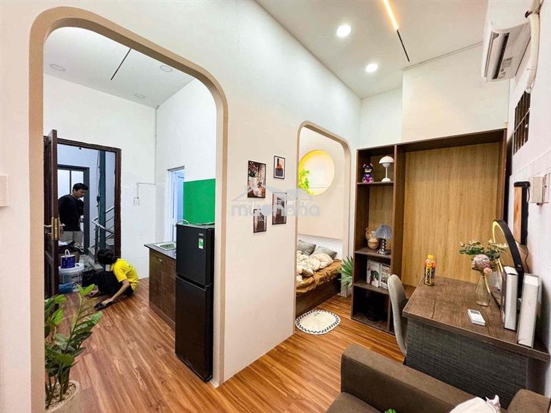 Cho thuê căn hộ 1 pn full nội thất ngay cầu chà và
