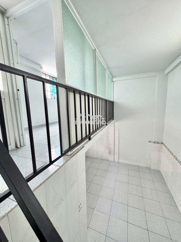 Căn hộ thang máy becamex định hòa, lầu 1 giá: 505 triệu - 3