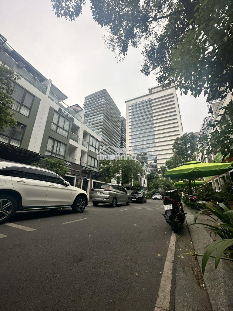 Cho thuê nhà phố mt đường số 6 hà đô z756 kdc hà đô p12 q10 250m2 70tr - 2