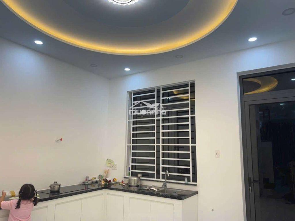 Nhà mới xây đường ngô chí quốc ngay chợ đầu mối. 2pn 3wc ở gđ, làm vp - 3