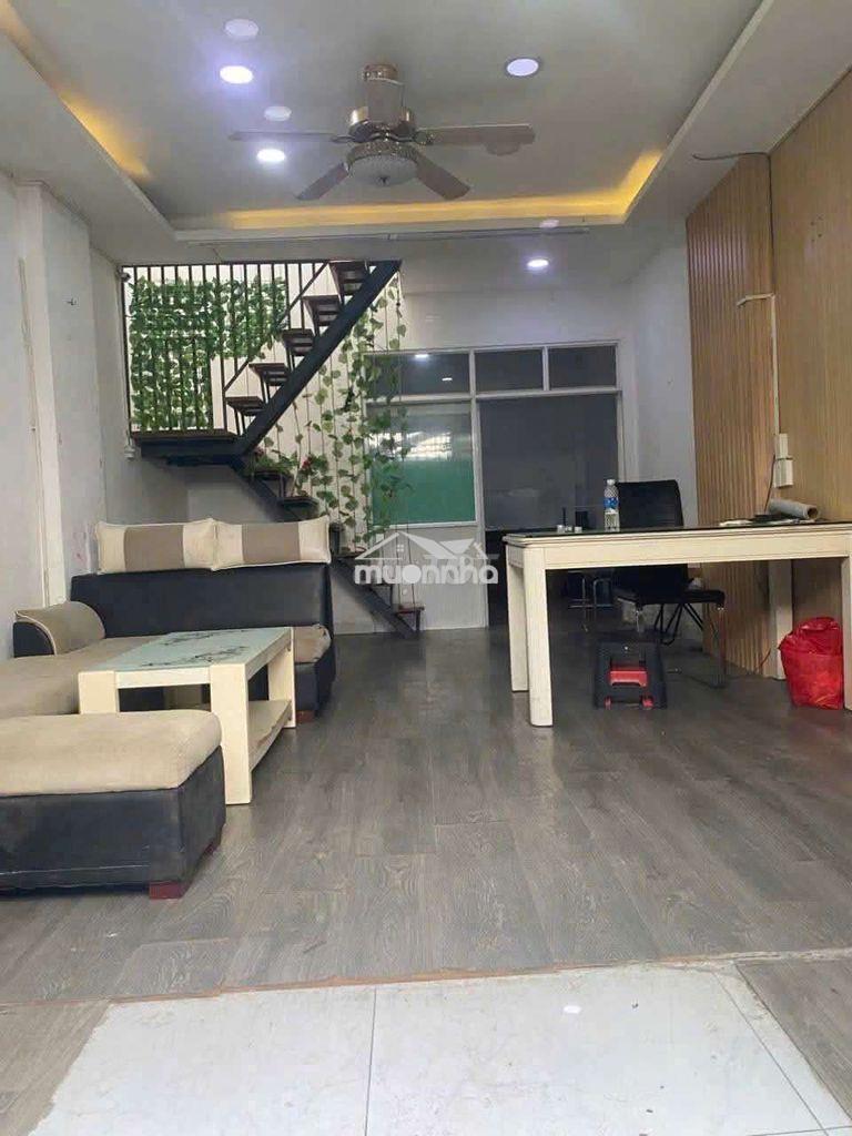 ❤️❤️ Nhà thuê nguyên căn hẻm ba gác trần phú q5

🧱 ngang