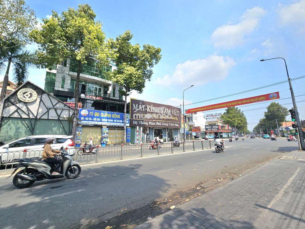 Mbkd 700m² ngay ngã tư lhp - phú lợi - 3