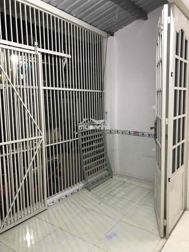 Ngay cầu ông dầu-hẻm xe hơi-gần đh luật-vạn phúc city-3.9 tỷ tl - 2