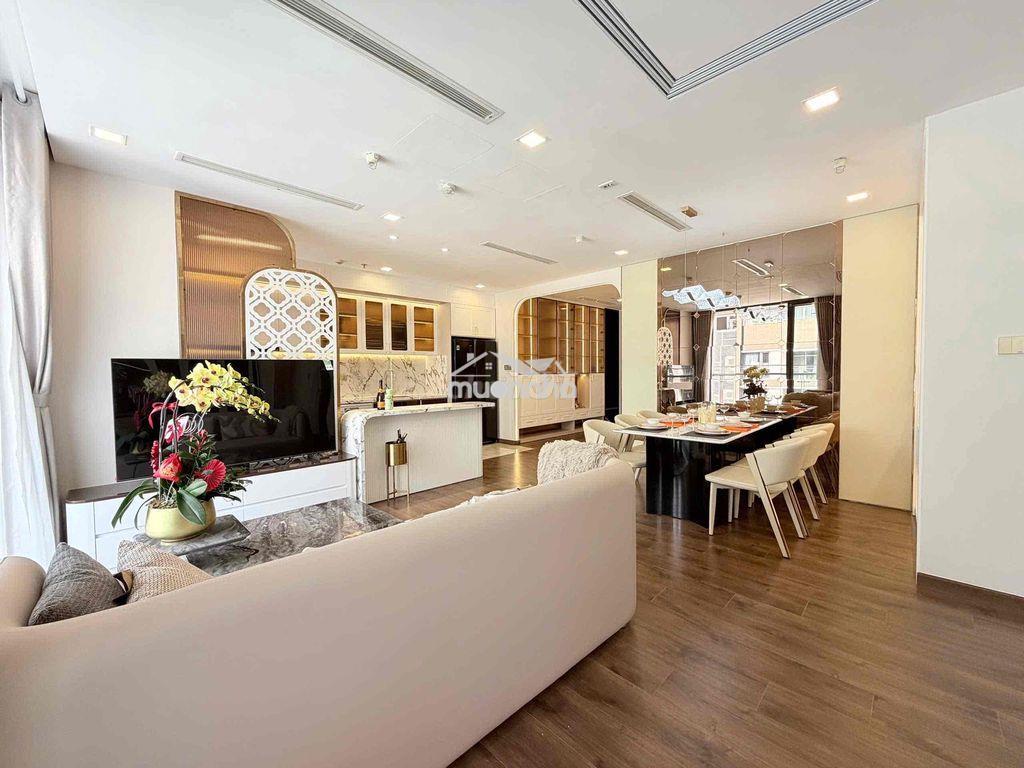 Bán 3pn-2bancong - p3.04 - dt:115m2 - nội thất cao cấp - giá : 15tỷ - 2