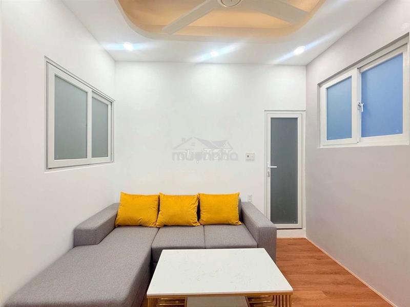 Ch quận 11 2pn ,full nội thất diện tích lơn 