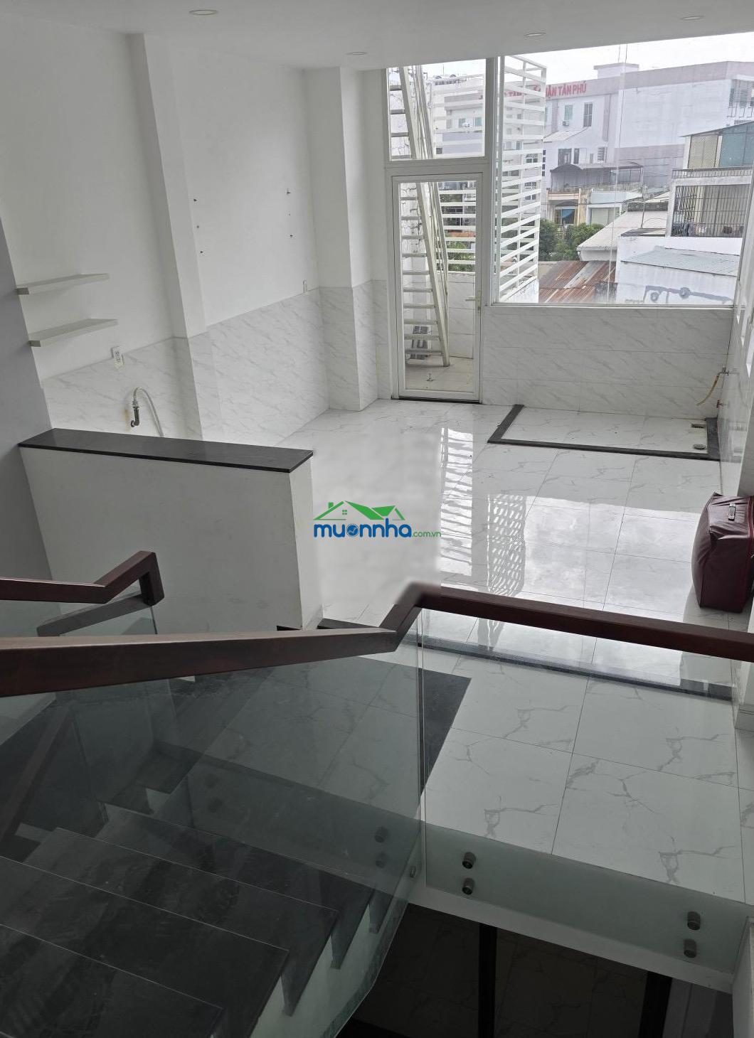 Nhà hẻm vườn lài /1b, 4 tầng xe hơi vào nhà 78m² chỉ 9.95 tỷ - 2