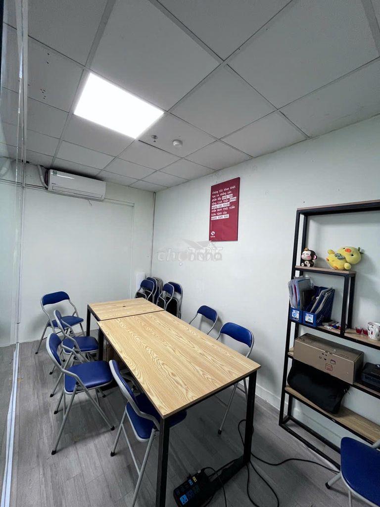Cho thuê văn phòng 65m2 kế quận 3, giá 15tr/tháng