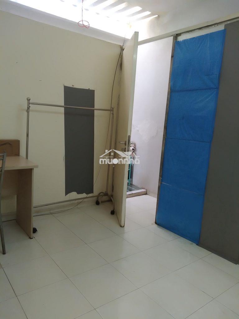 Phòng 1 người ở (10m2) lầu 3 nhà phố khu nam long q.9