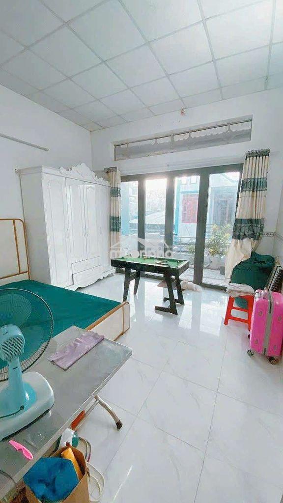 Bán  nhà gò dầu - hẻm ôtô thông - 4.4x16m - 3tầng btct, 3pn giá 6.x tỷ - 4