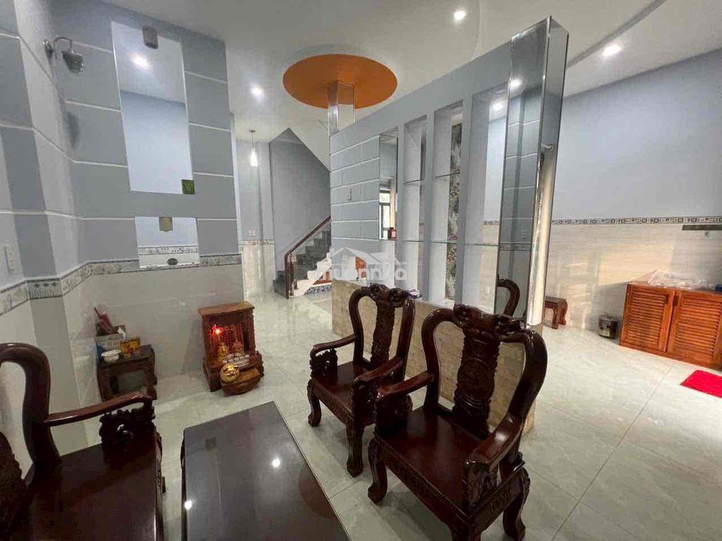Cho thuê nhà 1trệt 2lầu ( full nội thất ) - p.quyết thắng - giá: 9tr - 3