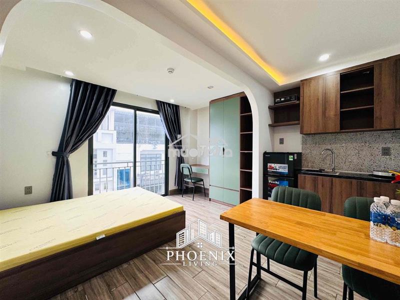 Phòng ngủ ban công siêu mới ngay công viên phần mềm