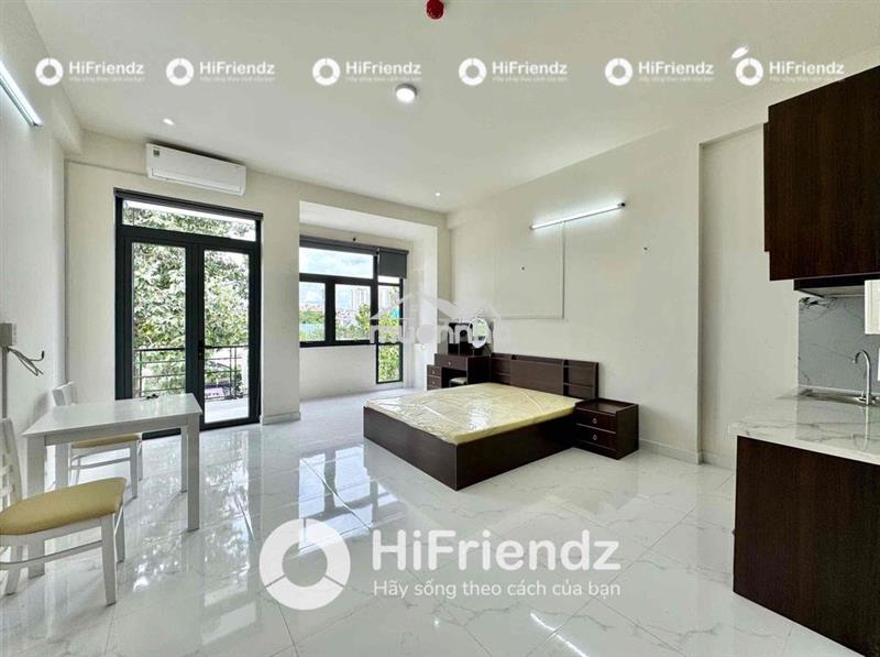 Căn hộ 1 phòng ngủ ngay công viên phú lâm full nội thất có nhận xe đie