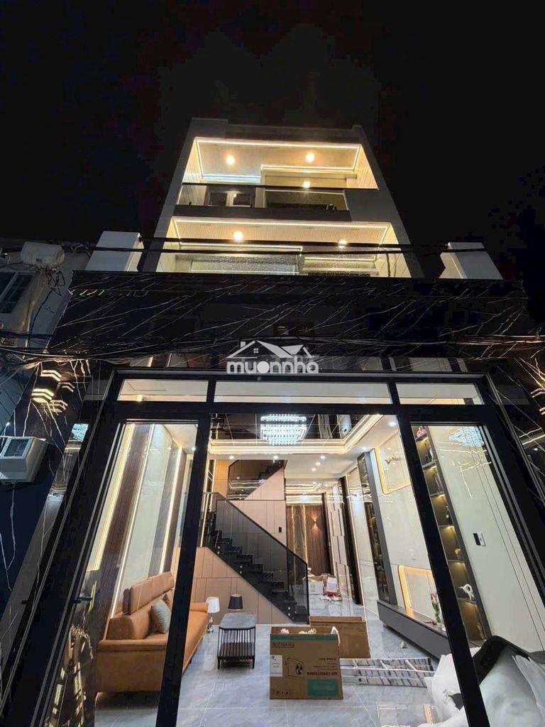 Nhà đẹp 2 lầu huỳnh tấn phát quận 7